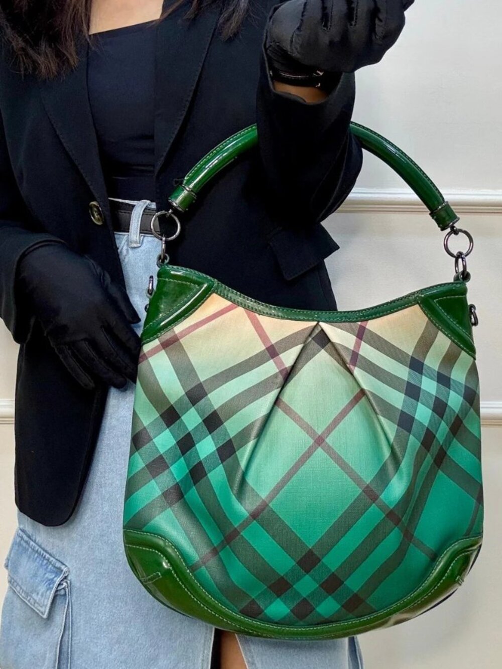 BURBERRY NOVACHECK GREEN HOBO BAG - Picture 7 of 9